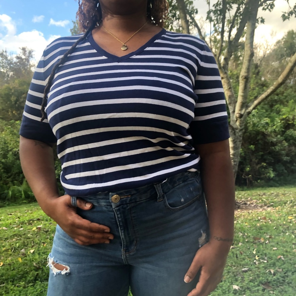 Women’s Short Sleeve Stripe Top - Picture 2 of 5